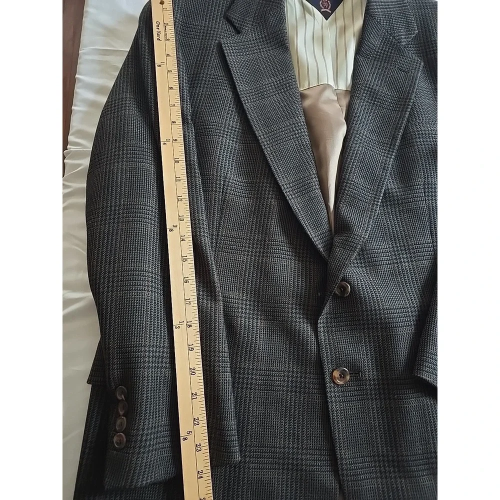 Vintage Tommy Hilfiger USA Men Wool 44R Sport Coat Blazer Suit Brown Herringbone